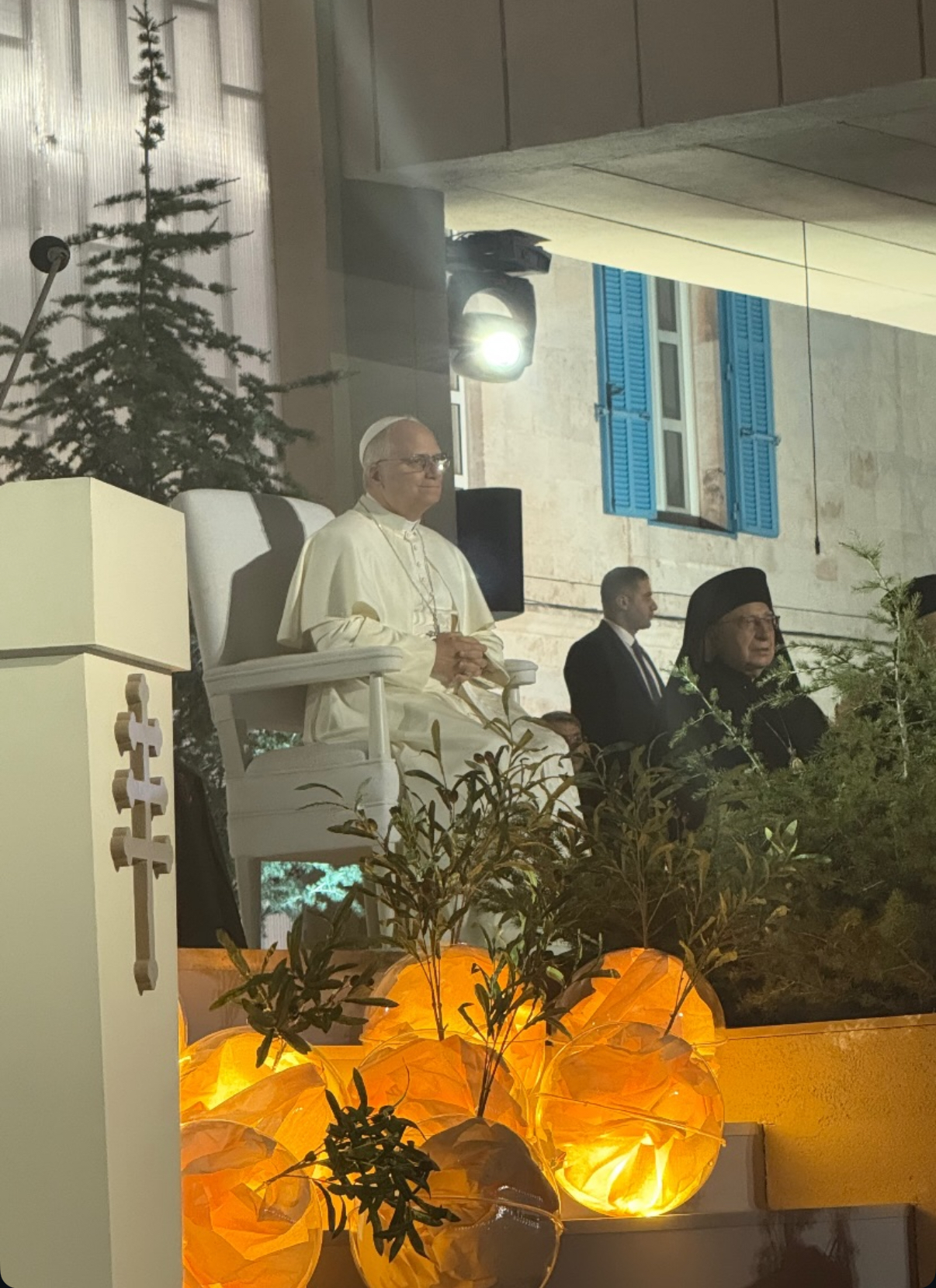 البابا لاوون لشبيبة لبنان: “المستقبل بين أيديكم… كونوا صانعي الأمل والسلام”