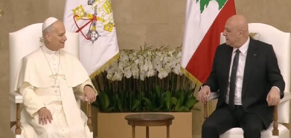 عون للبابا: زيارتكم حملت رسالة مصالحة