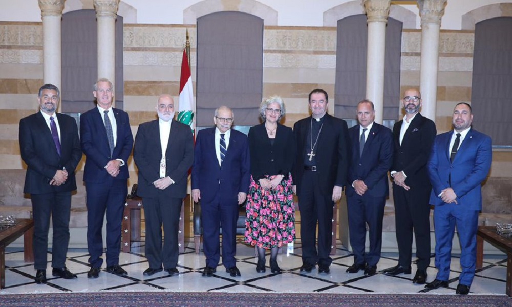 سلام التقى وفدًا من جالية أستراليا: دوركم وطني