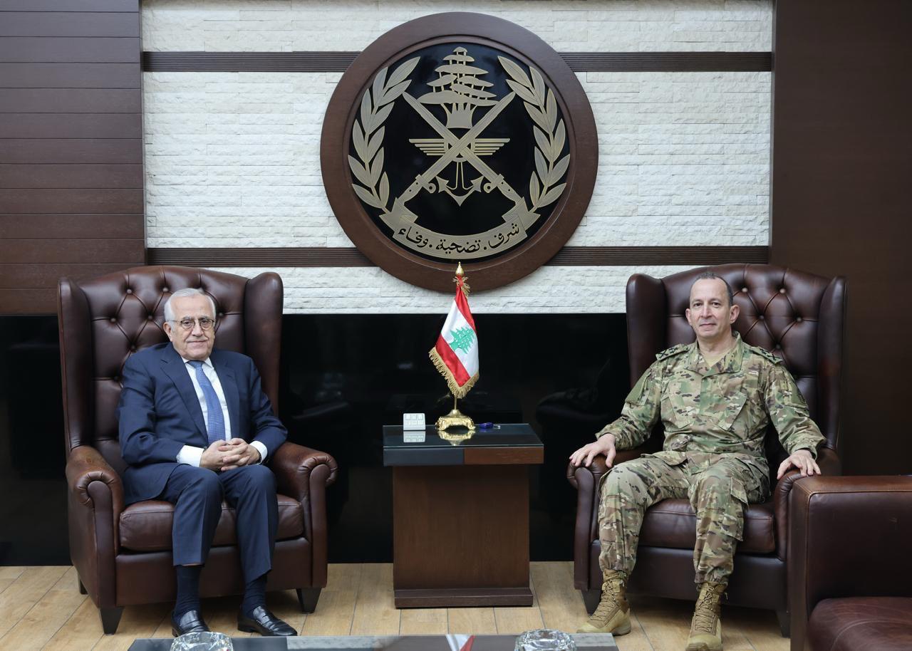 سليمان: خطة الجيش تسير وفق المقررات… واللجنة الخماسية تُشيد بالأداء الميداني