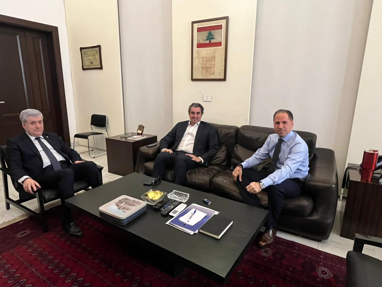 أبي رميا بعد لقائه سامي الجميّل: توافق كامل حول حصرية السلاح