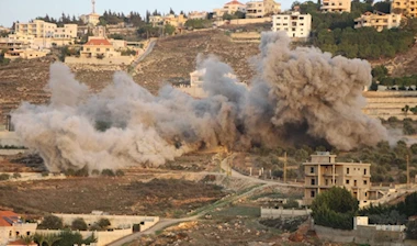 إسرائيل تردُّ بالغارات... وعون وسلام يُصِرَّان: بري شاركنا اختيارَ كرم<br />
الخطة – 2 : نقل القوات الدولية لمحاصرة لبنان شرقاً وشمالاً