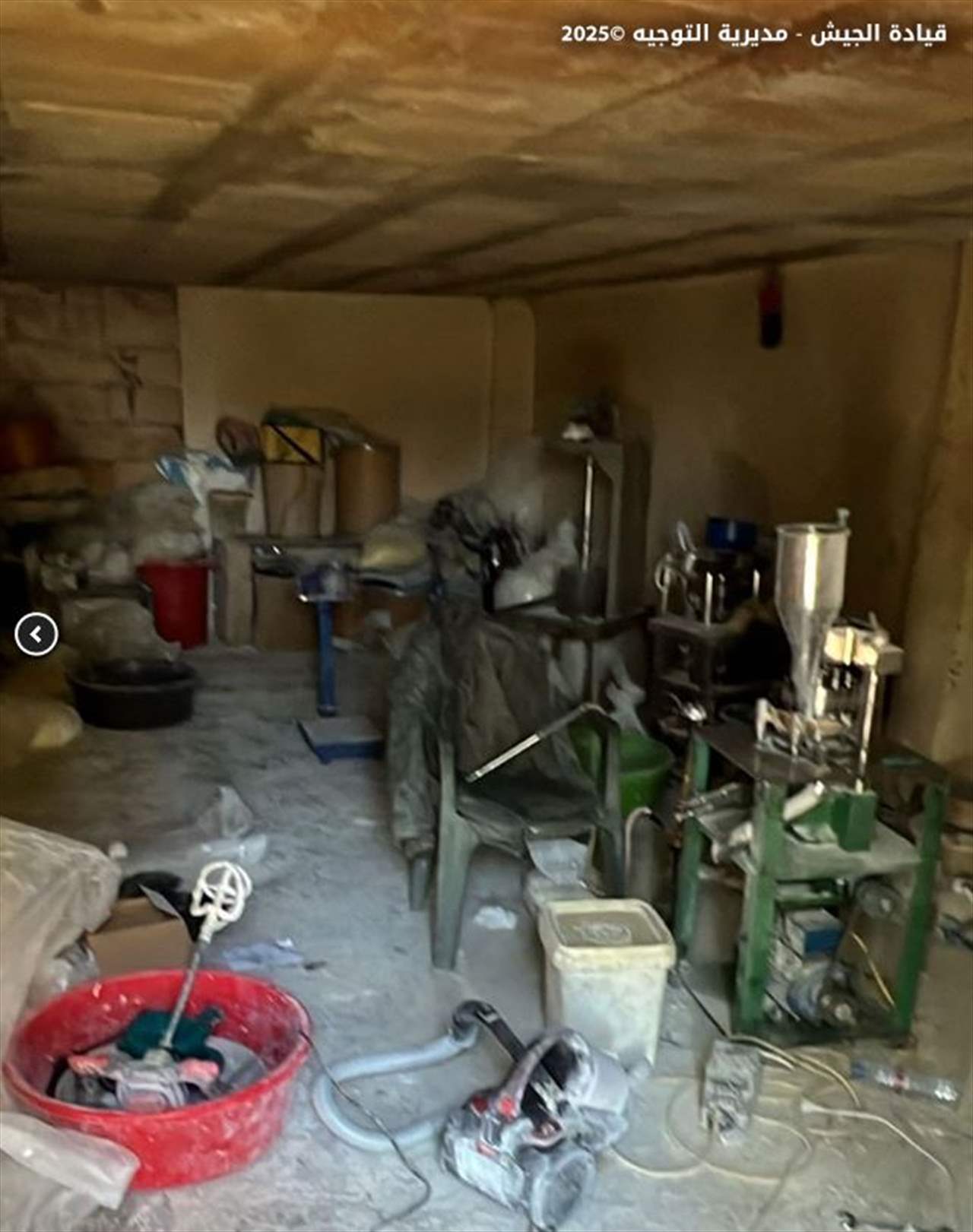 الجيش يضبط معملاً لتصنيع المخدرات!