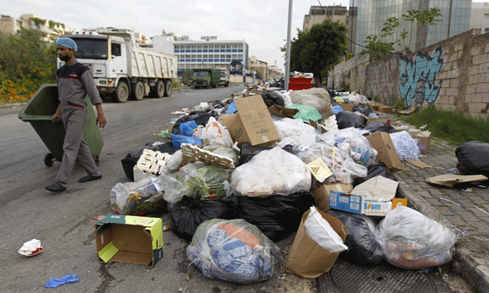 إجراءات رسميّة منعًا لرمي النفايات على الطرقات