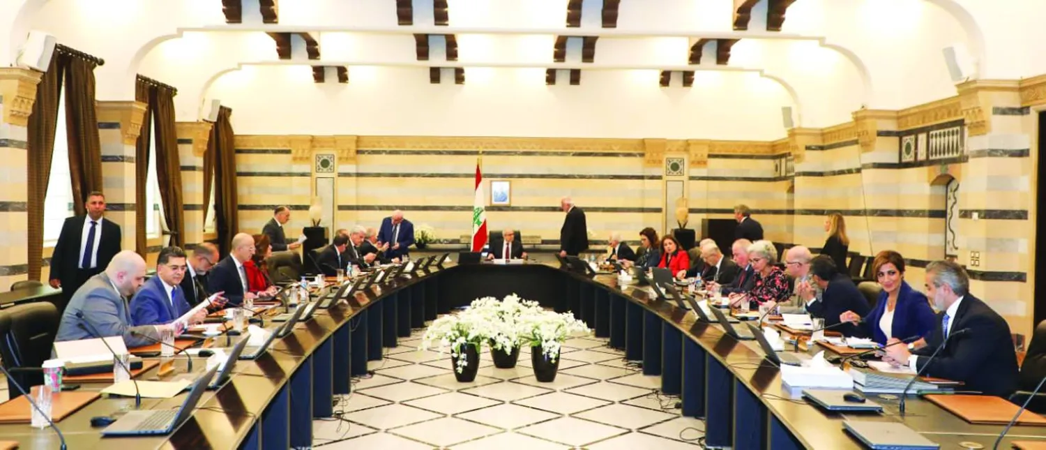 لبنان: «حزب الله» يهاجم حكومة سلام ويصر على الوجود فيها
يمارس المعارضة من داخلها ولا مصلحة له بالانسحاب منها