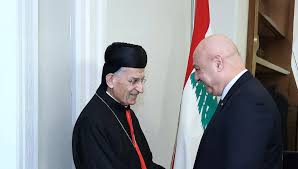 مزيد من الجهود لتعزيز فرصة التفاوض… فتح الطريق الأميركية لزيارة قائد الجيش