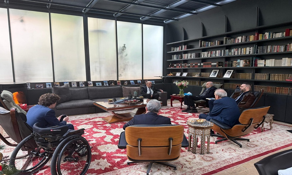 جنبلاط يلتقي لودريان في كليمنصو