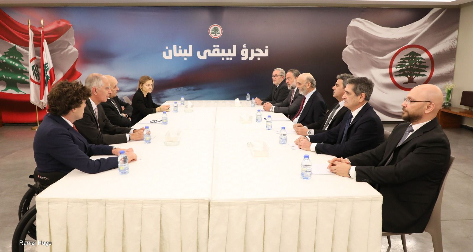 جعجع يلتقي بلودريان