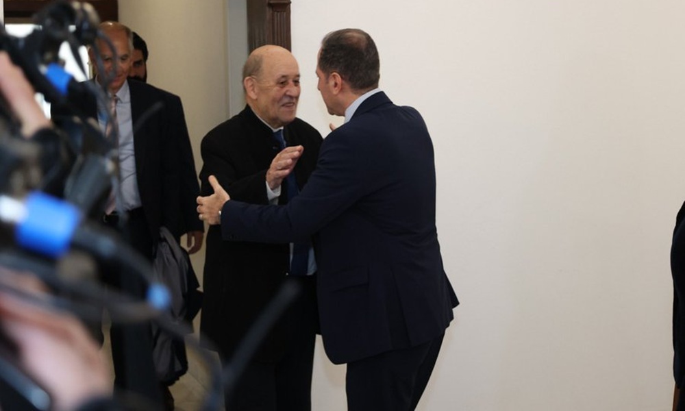 الجميّل للودريان: الإنتخابات في موعدها وتجنّب الحرب ضرورة!