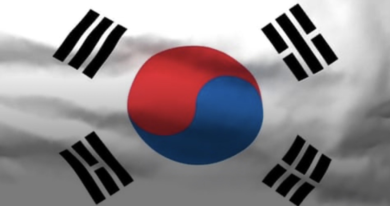 سفير لبنان لدى كوريا الجنوبية يسلّم أوراق اعتماده للرئيس