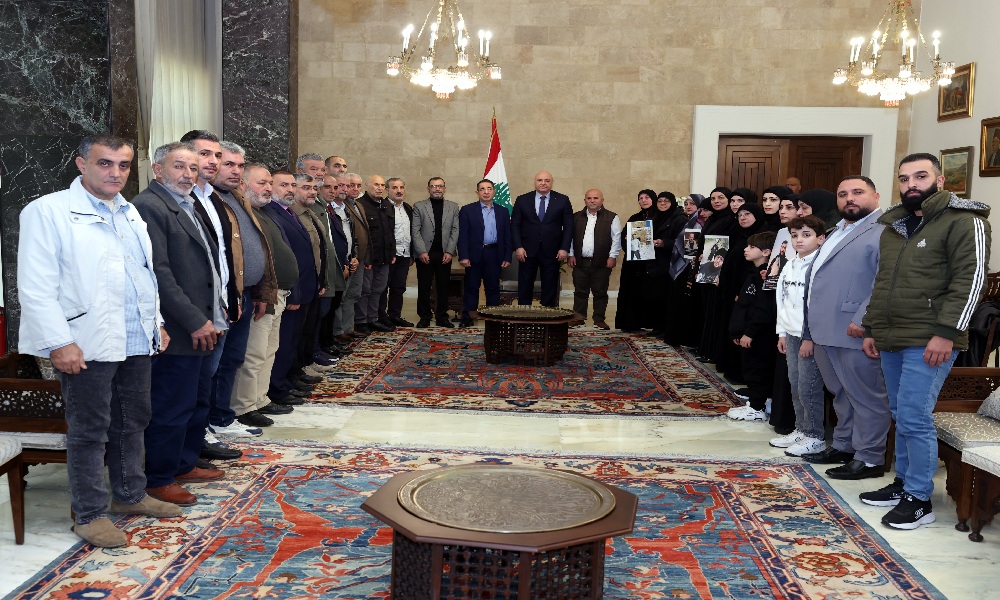 عون: عودة الأسرى تشكل أولوية في المفاوضات