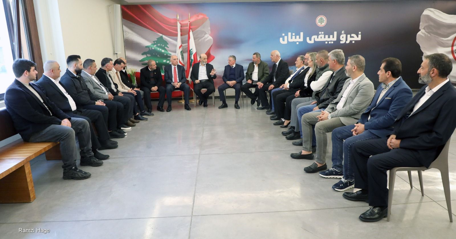 جعجع استقبل مجالس البلدية و الإختيارية