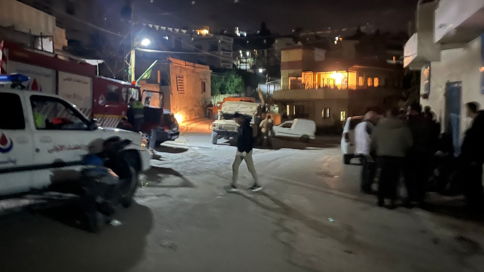 عودة أهالي يانوح إلى الحي المهدَّد بعد تراجع العدو عن القصف