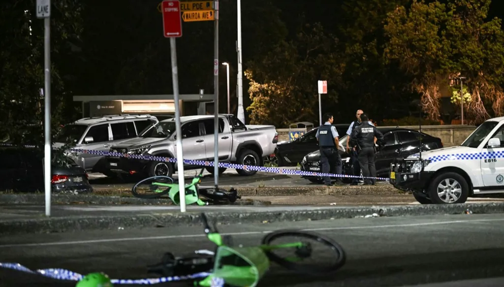 16 قتيلاً و40 جريحاً في هجوم مسلّح «إرهابي ومعادٍ للسامية» استهدف احتفالات يهودية على شاطئ بونداي في سيدني