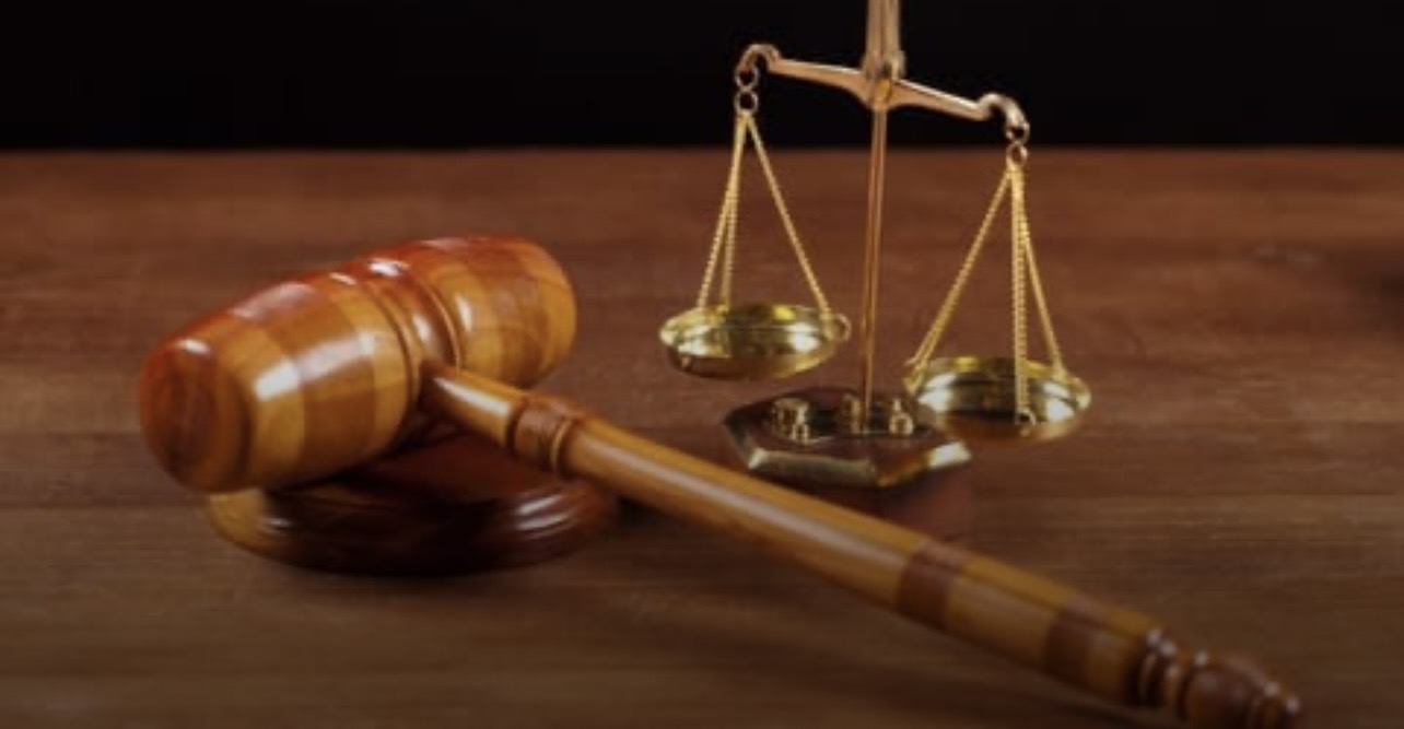 إرجاء محاكمة فضل شاكر والأسير و4 آخرين