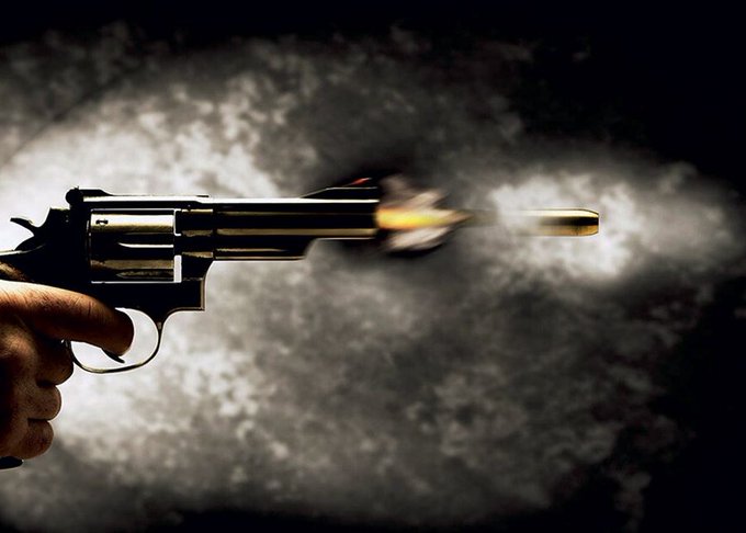 إصابة فلسطينيين في صور باطلاق نار