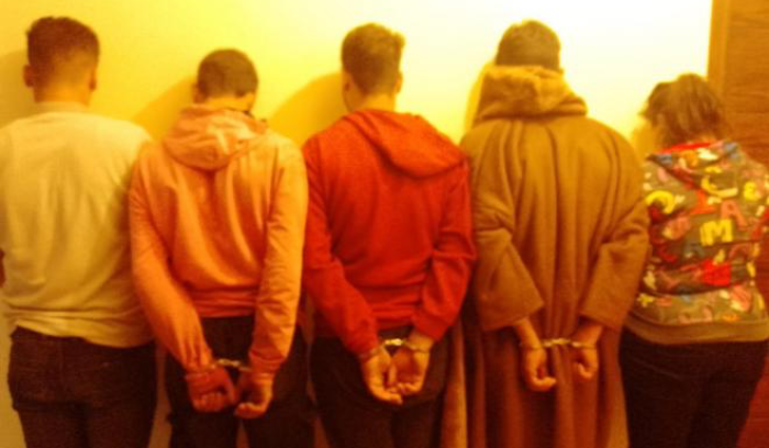 شعبة المعلومات تنفّذ مداهمة في بلدة الصّويري وتوقف عصابة سرق أفرادها