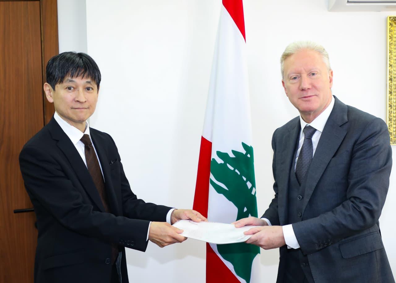 رجي تسلّم أوراق اعتماد سفير اليابان الجديد