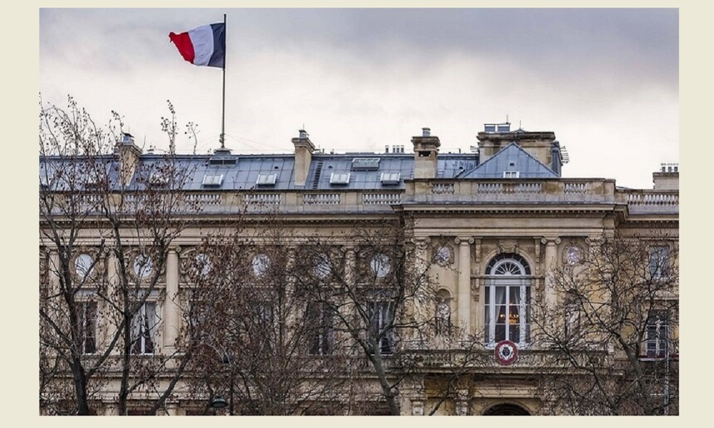 تفاصيل جديدة عن “إجتماع باريس”