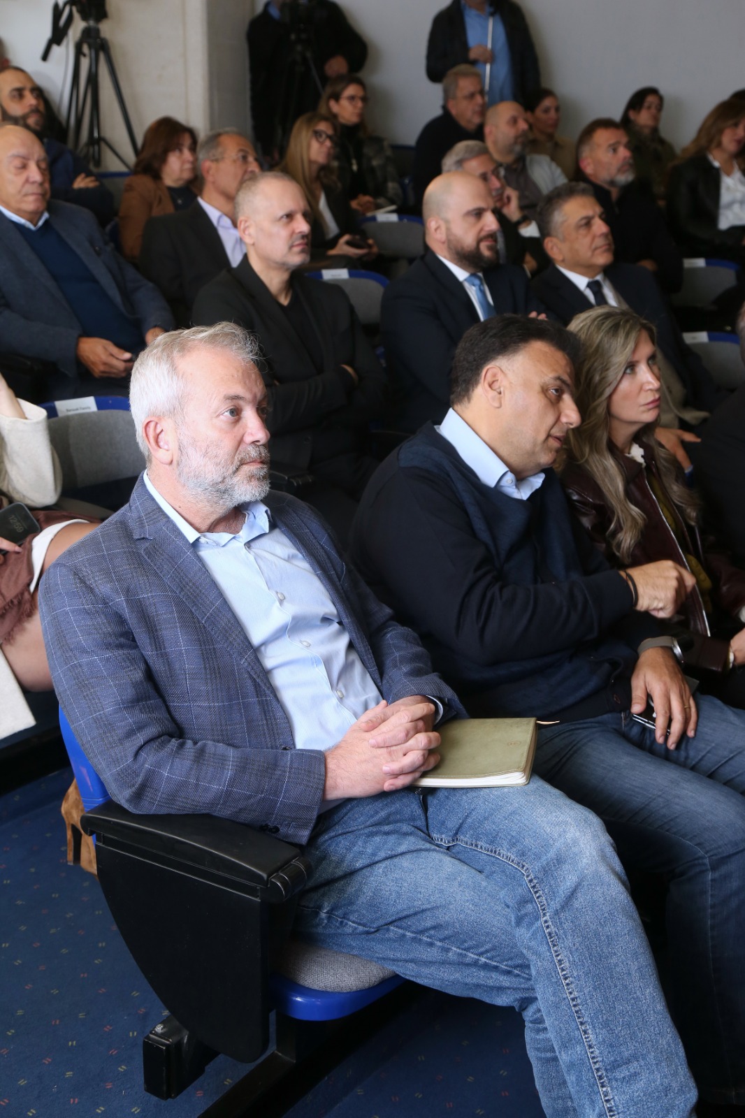 حفل توقيع كتاب جديد حول الحدود البحرية في جامعة سيدة اللويزة