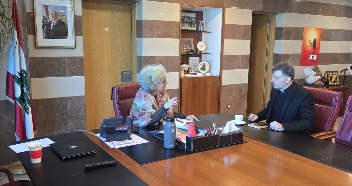 كرامي بحثت مع الاب نصر في تسريع تعيين المجالس التحكيمية التربوية