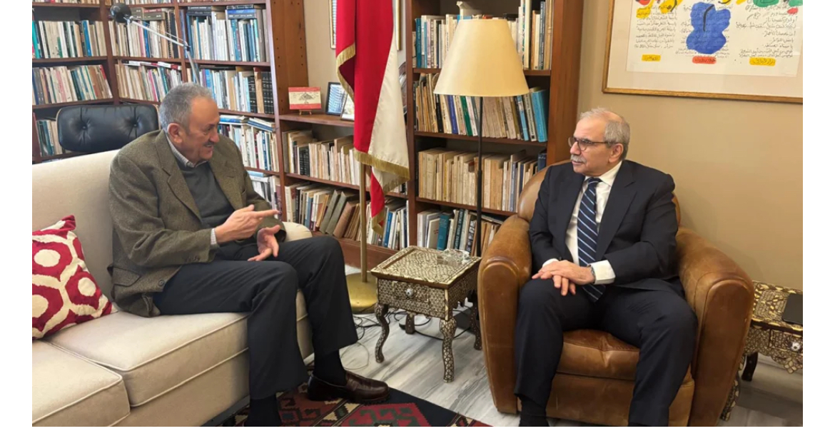 الجيش قارب إعلان انتهاء المرحلة الأولى… أطنان من العتاد والذخائر و100 نفق لـ«حزب الله»<br />
سلام لـ«الشرق الأوسط»: «حصر السلاح» سيبدأ بين نهري الليطاني والأولي قريباً