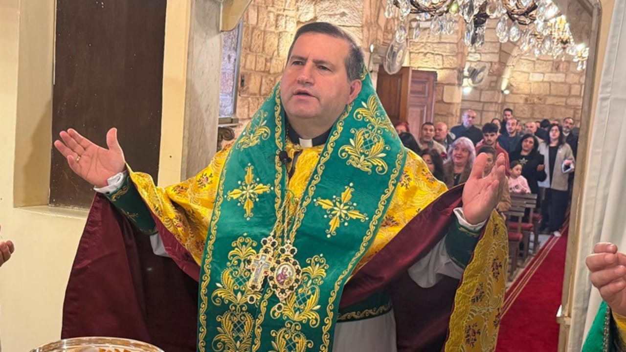 المطران ضاهر في عيد الميلاد: هذا الوطن رغمَ جراحه مدعوٌّ إلى أن يبقى أرضَ رسالة