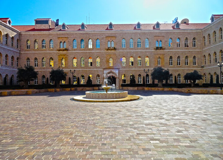 مجلس الوزراء يستأنف درس قانون 