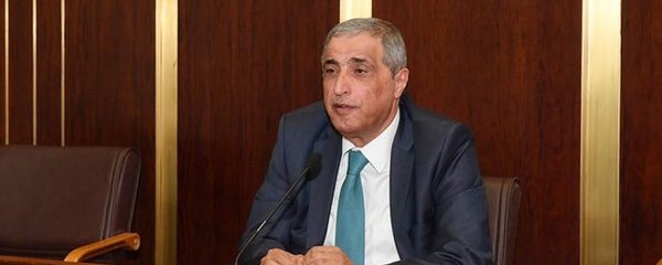 هاشم: مشروع الحكومة للإنتظام المالي (الفجوة المالية) لم يعالج أزمة الودائع