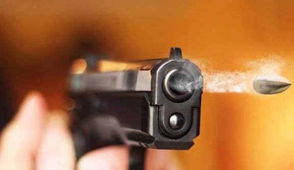 إطلاق نار مجهول يستهدف سيارتين في أبي سمراء فجراً