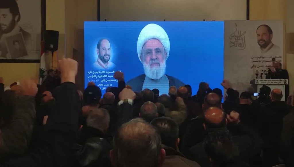 “قوانين نارية” دفعة واحدة في مطلع السنة… قاسم يخوّن الدولة و”اركبوا أقصى خيلكم”