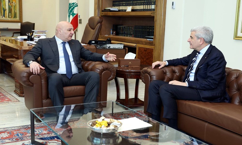 الرئيس عون اطّلع من وزير الصناعة على إنجازات وزارته
