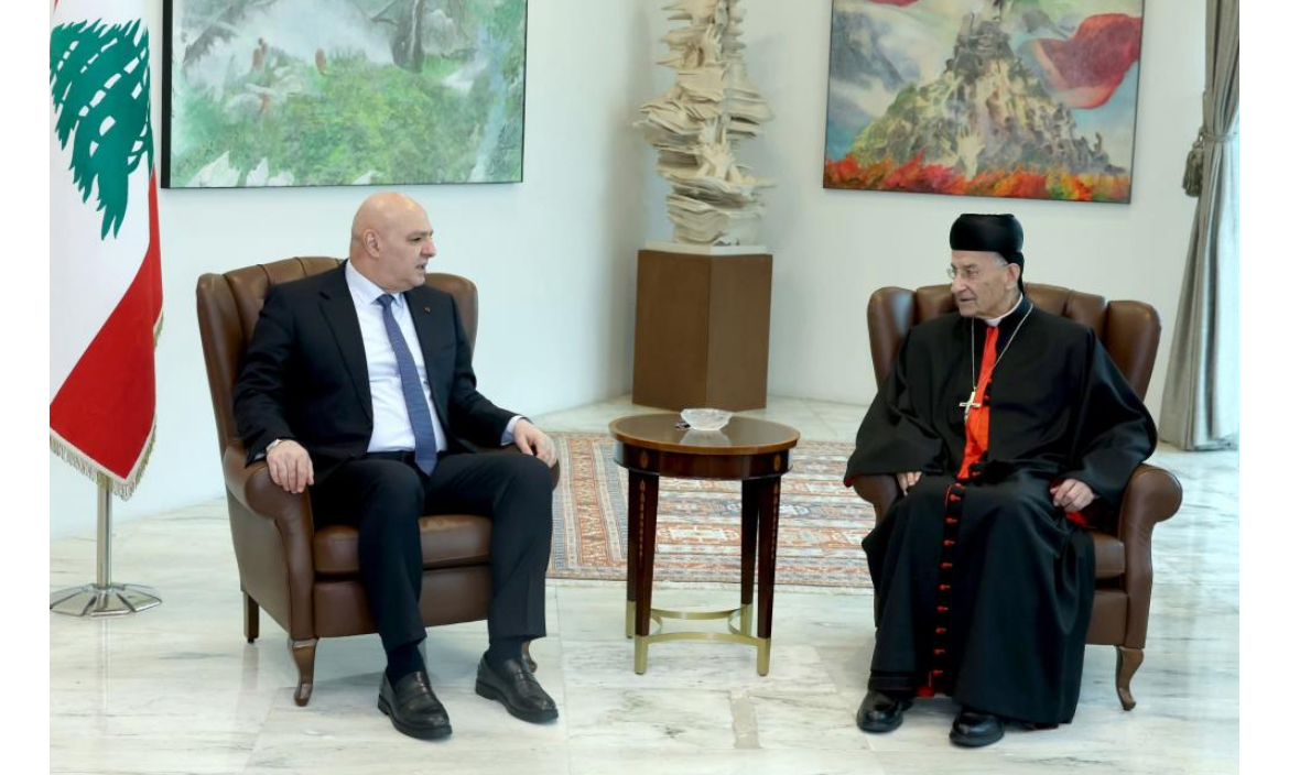 بكركي... من إضاءة أنوار الرئاسة إلى نور زيارة البابا