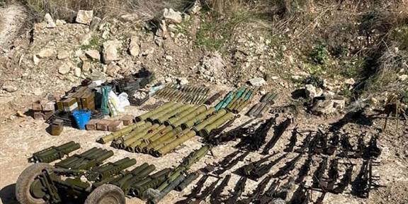 عام «القرارات المصيرية» ينتظر الضغط الأميركي لمنع الإنتهاكات الإسرائيلية<br />
سلام في عين التينة لمعالجة الإعتراض السلبي.. ودفعة خامسة من السلاح الفلسطيني للجيش