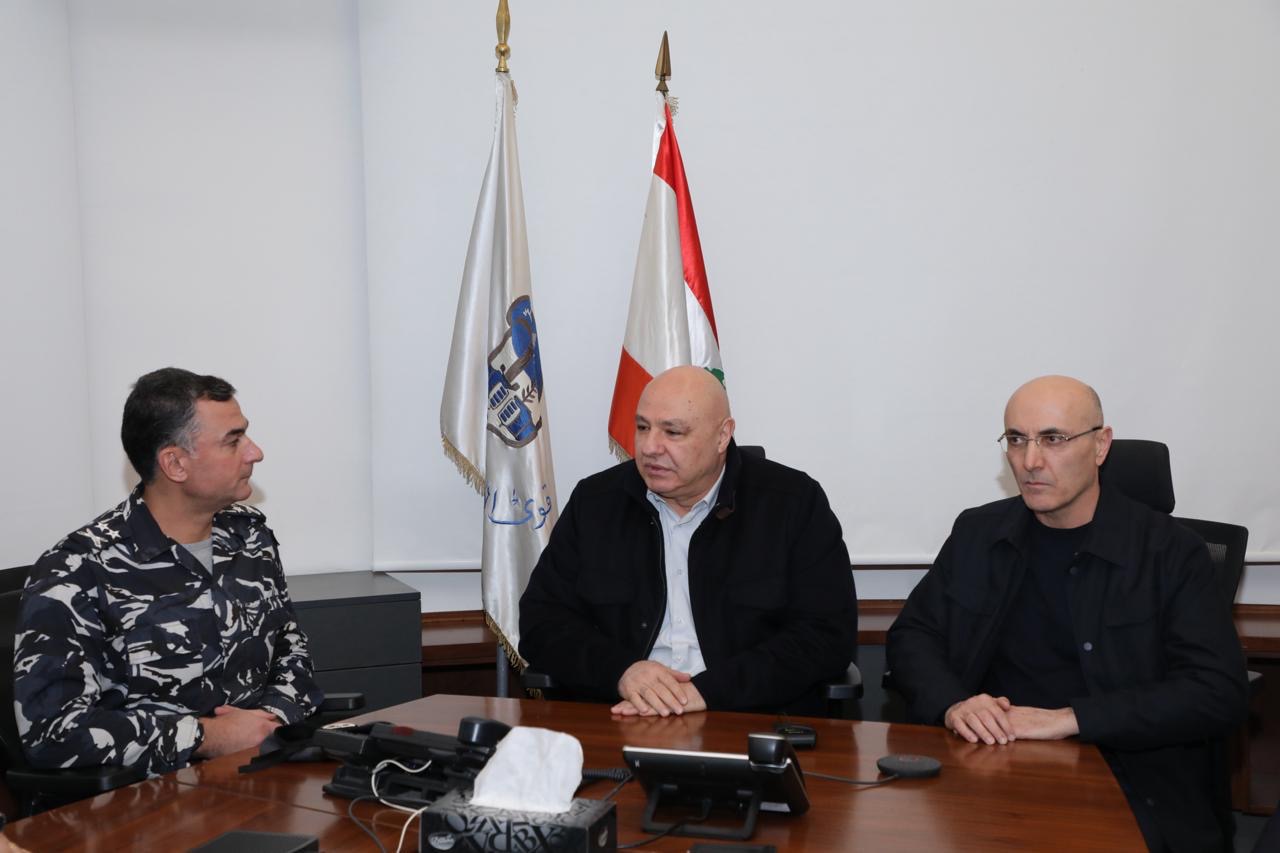 الرئيس عون يصل إلى غرفة عمليات قوى الأمن الداخلي في الأشرفية