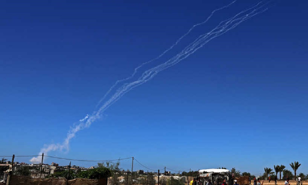 بالفيديو - صاروخ فوق الغازية… ما قصته؟