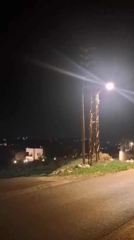 غارات اسرائيلية تستهدف أنان قضاء جزين