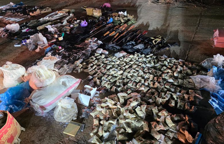 الجيش يوقف 7 أشخاص ويضبط كمية كبيرة من المخدرات والأسلحة