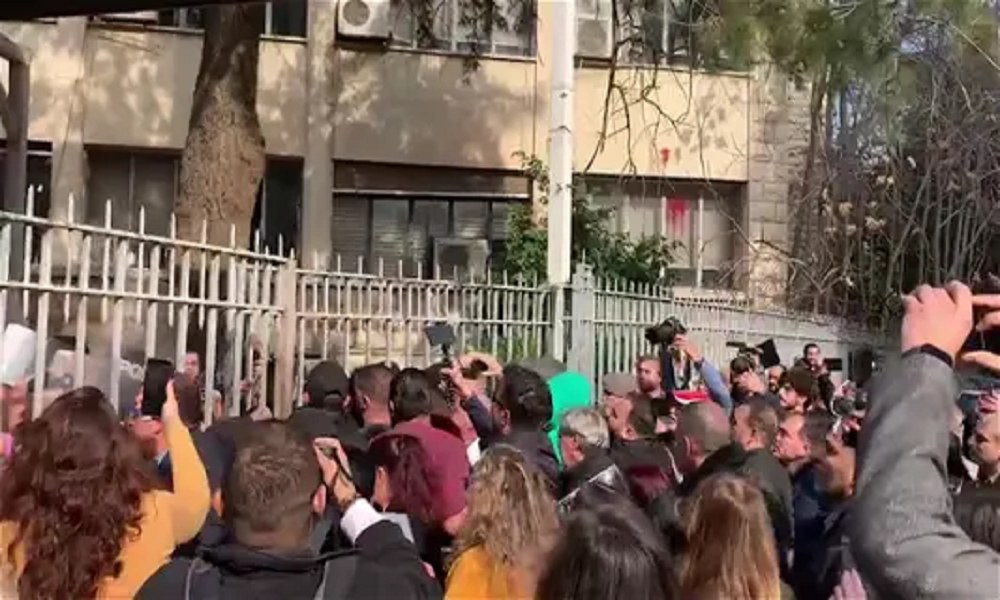 اعتصام لأهالي ضحايا انفجار مرفأ بيروت أمام قصر العدل