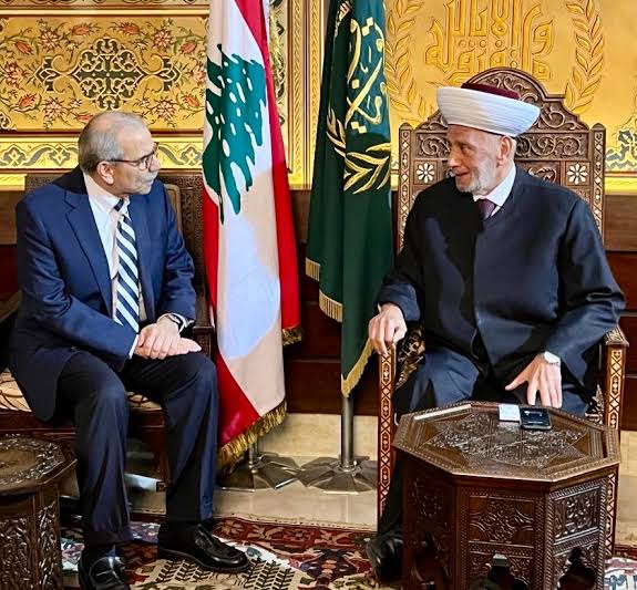 الرئيس  نواف سلام في دار الفتوى للمشاركة في جلسة المجلس  الشرعي الأعلى