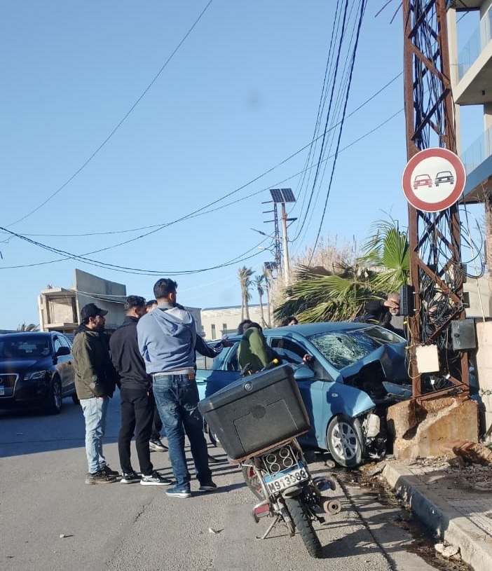 قتيلة وجريحتان في حادث سير مروّع على أوتوستراد كفرعبيدا