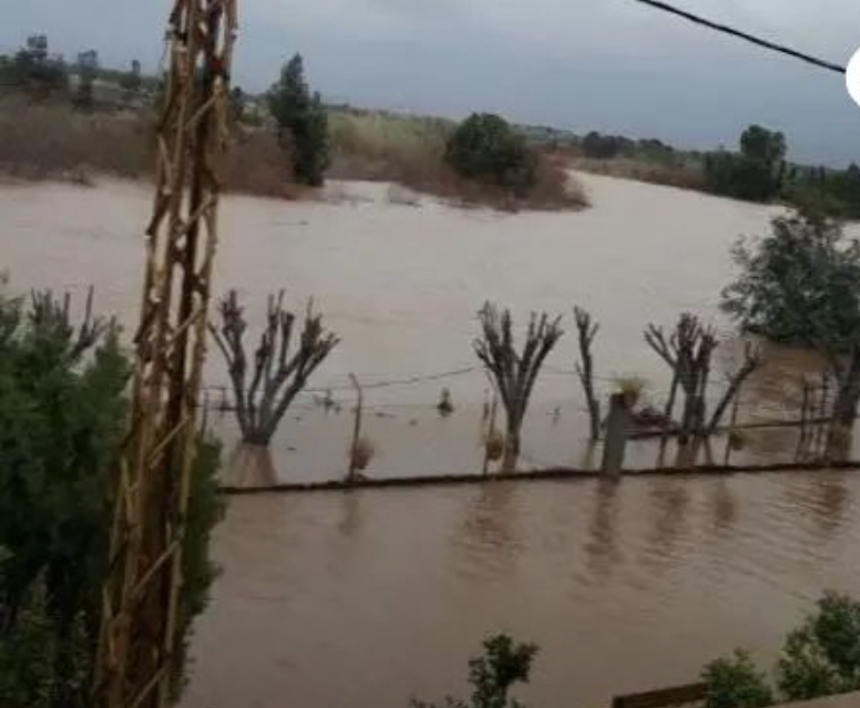 بالصور- العاصفة تضرب لبنان بقسوة: أضرار واسعة طرقات مقطوعة، ومناشدات لتدخّل عاجل