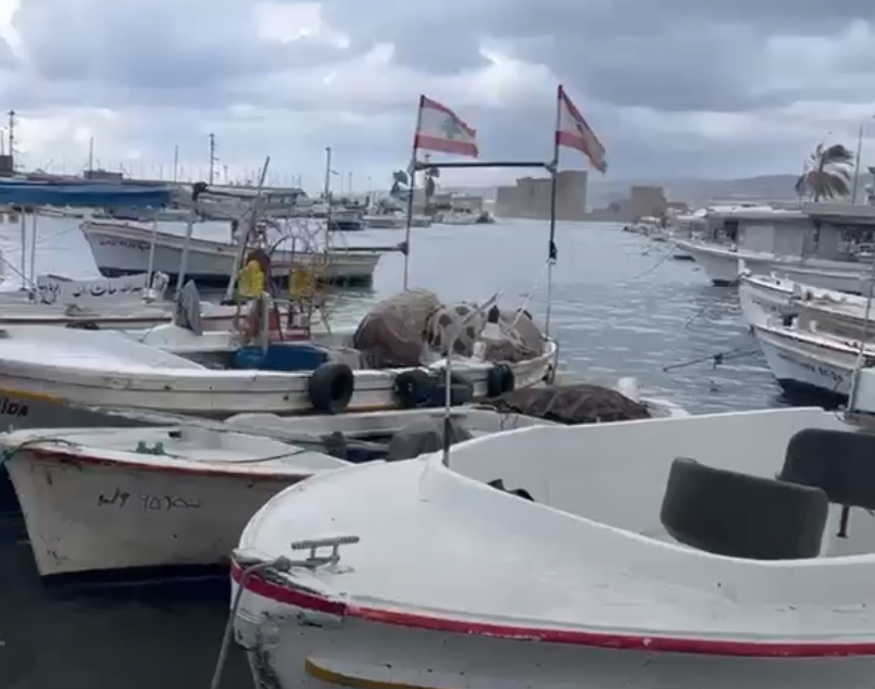 بالصور- العاصفة تضرب لبنان بقسوة: أضرار واسعة طرقات مقطوعة، ومناشدات لتدخّل عاجل