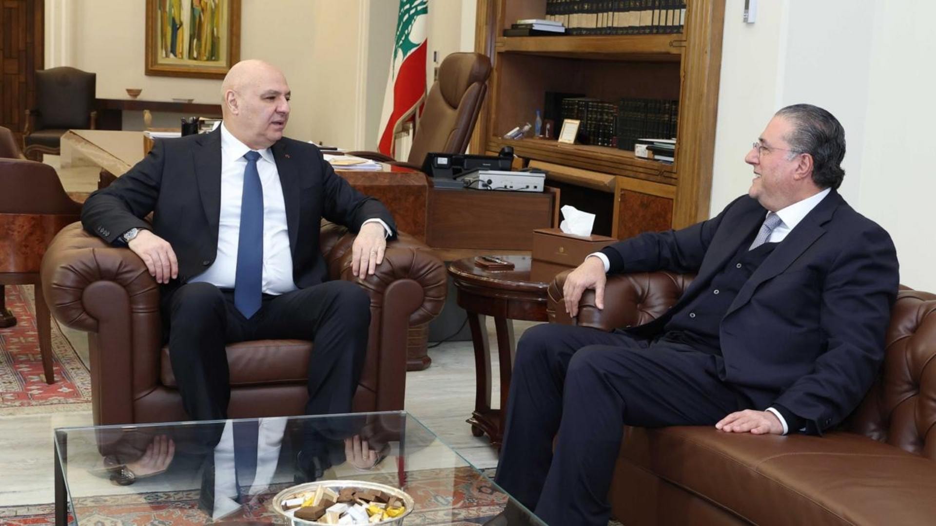 شقير يزور الرئيس عون مهنئاً: موسم الأعياد ذكّرنا بأيام العز