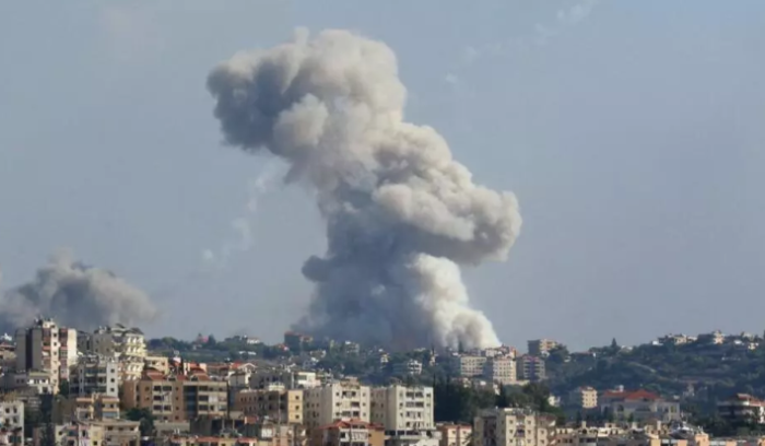 غارة على دفعتين استهدفت حي مريصع في انصار