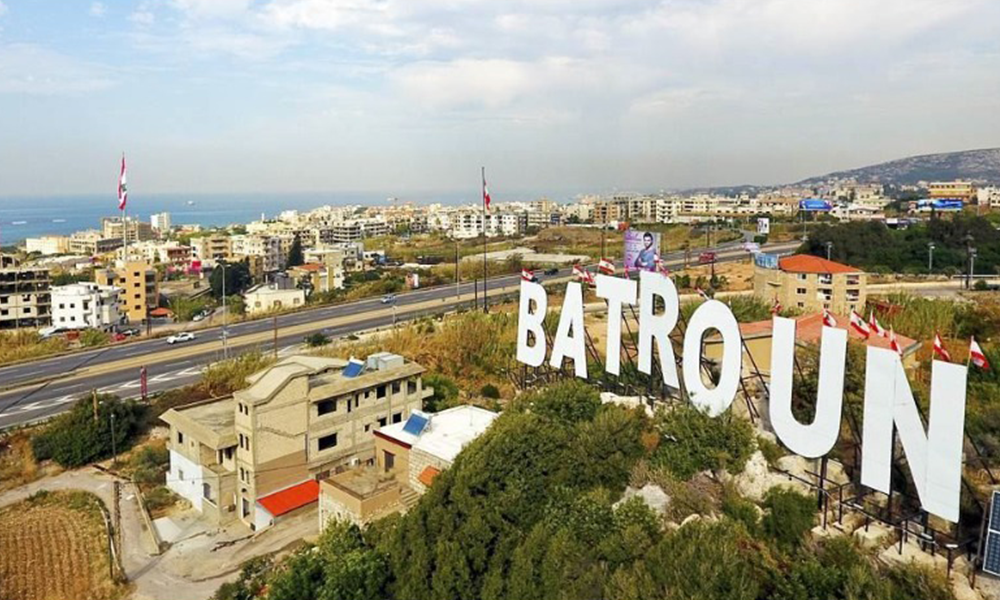 اتحاد بلديات البترون باشر تنظيف الطرقات