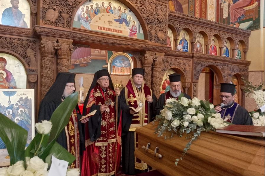 طارق المقدسي الى مثواه الأخير...العبسي:عصاميٌ نحت الصخر فشق طريق النجاح