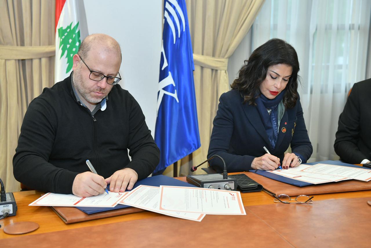 توقيع مذكّرة تفاهم بين جامعة الروح القدس وبيروت ماراثون في المجال الرياضي