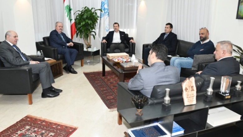 تلزيم إصدار الطابع الالكتروني بين جابر وشحادة