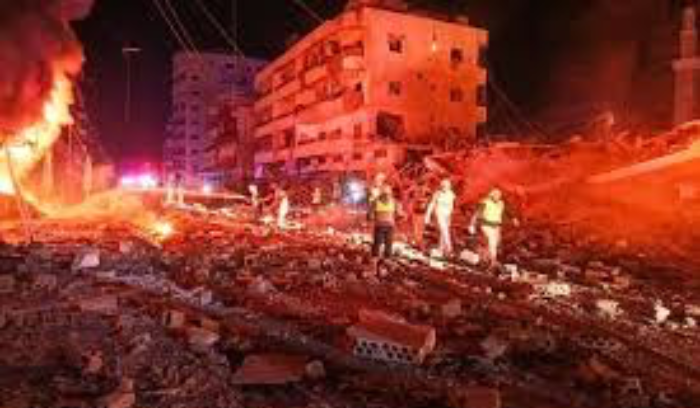 بري ينتظر بعد اعلان موقفه... المجازر الاسرائيلية مستمرة والفتنة مستحيلة<br />
زوار موسكو: الباب الوحيد لتراجع نتنياهو الميدان وليس الدبلوماسية